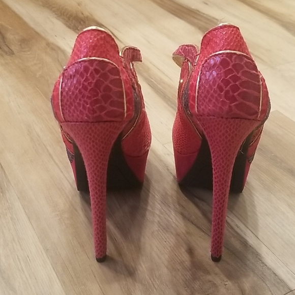 bebe Clarissa Platform High Heel Pump 8.5 - Picture 4 of 7